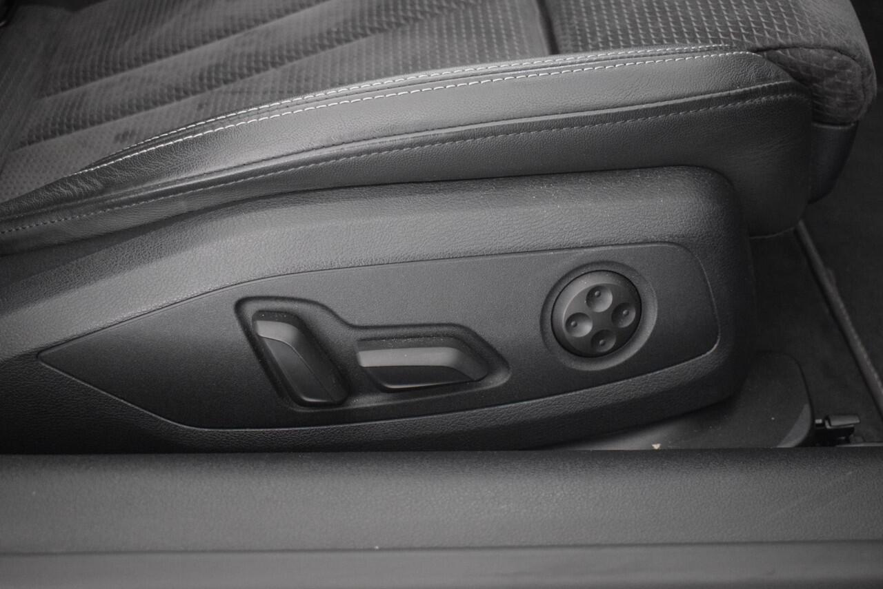 Audi S5 Cabriolet 3.0 TFSI 354pk quattro Nekverwarming Laser Led Head-Up B&O Memory Keyless Virtual Cockpit Navigatie