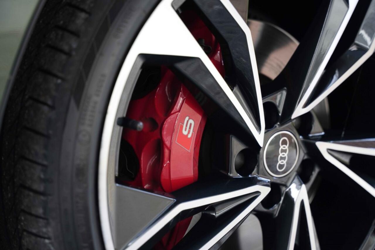 Audi S5 Cabrio 3.0 TFSI Quattro Competition Zwart Optiek