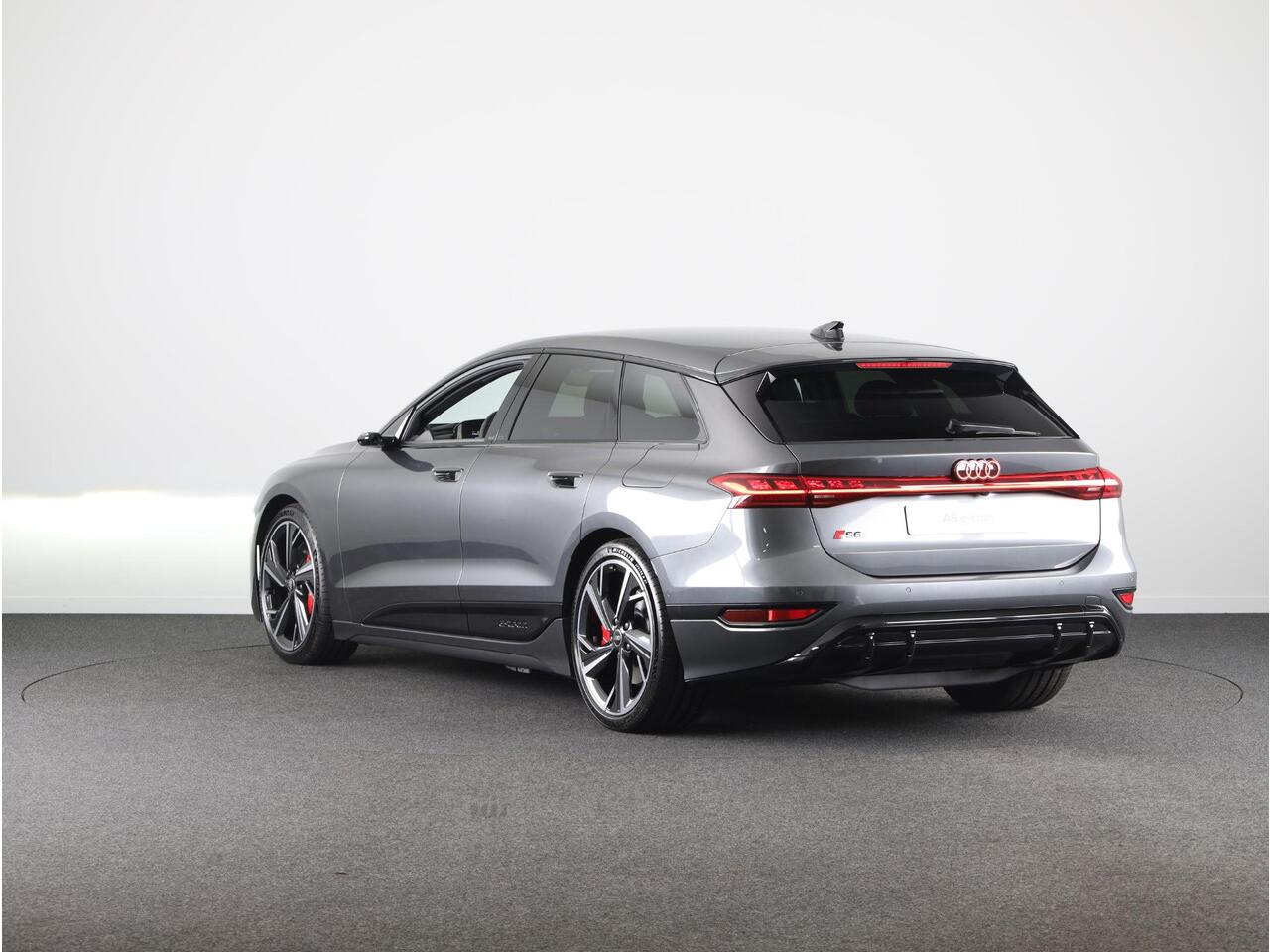 Audi S6 Avant e-tron 100kWh 503 pk Quattro B&O Soundsystem | Head Up Display | luchtververing | Rode remzadels | 21 inch Lichtmetalen velgen