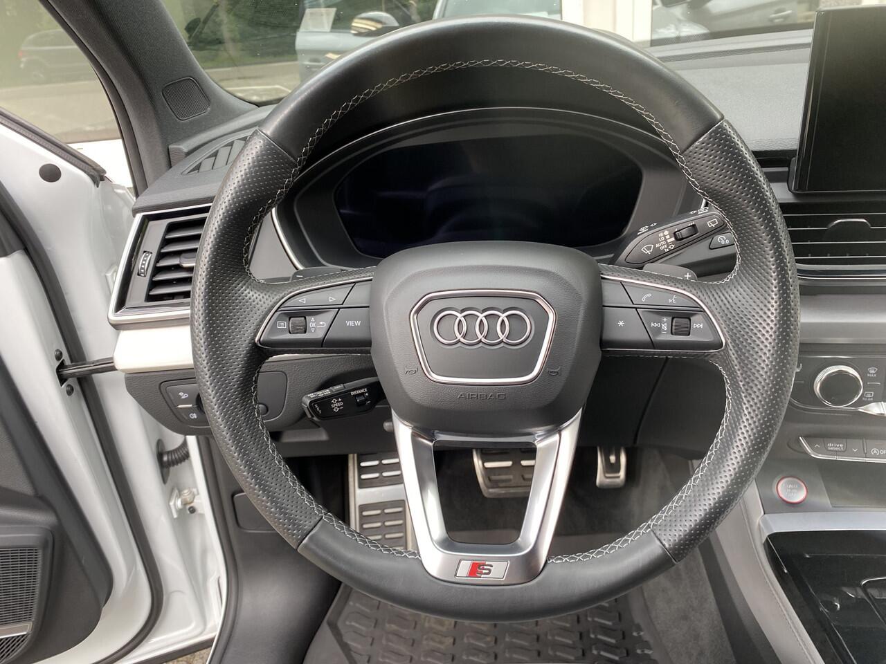Audi SQ5 3.0 TDI SQ5 quattro S Line nw. pr. ¤140.000 Sportback Nw model Dealer onderh. Panodak/Navigatie/Luchtver./Vol leder/ / Autom. airco/./A.uitr.camera//Adapt. Cruisecontr./21 Inch L.M./Led verl./Park. sens. v+a