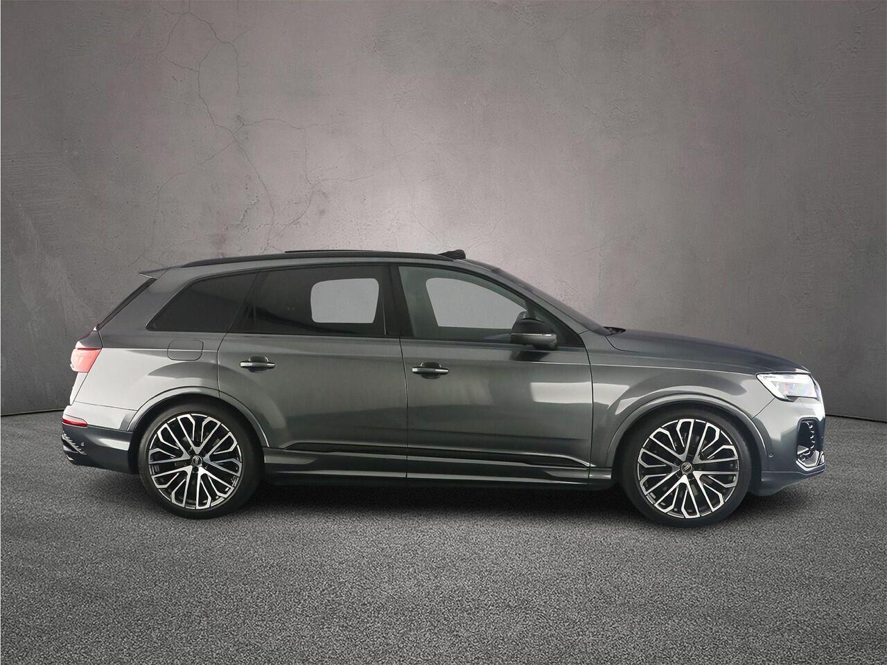 Audi SQ7 507pk 7p | Pano | B&O | Adv. Onderstel | Laser | 360Cam | Keyless | 22 inch | Leder | 4-wiel best. | 7 Persoons | Trekhaak |