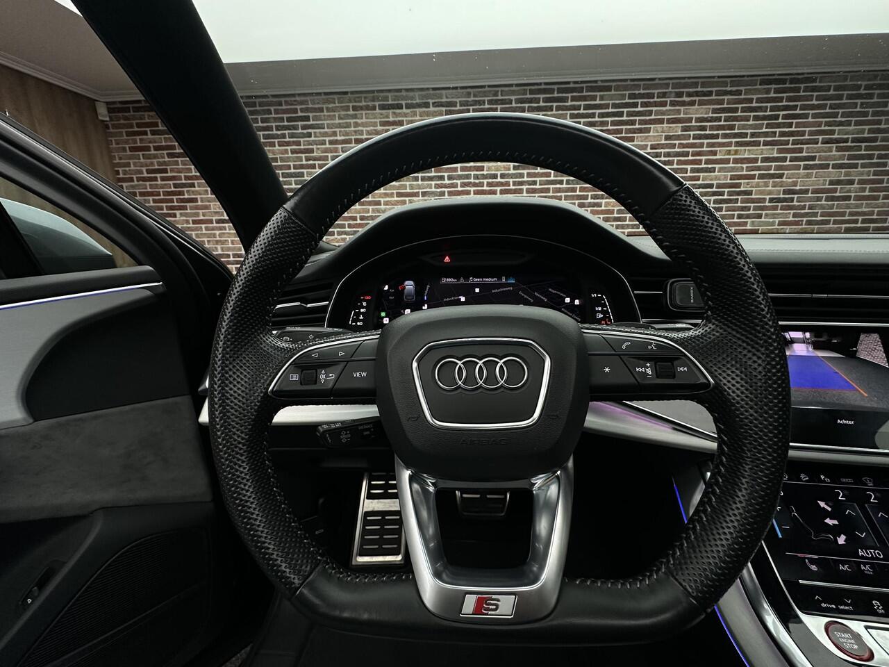 Audi SQ7 4.0 TDI SQ7 quattro 7p Head Panorama Bang&Olufsen Leer Dealer