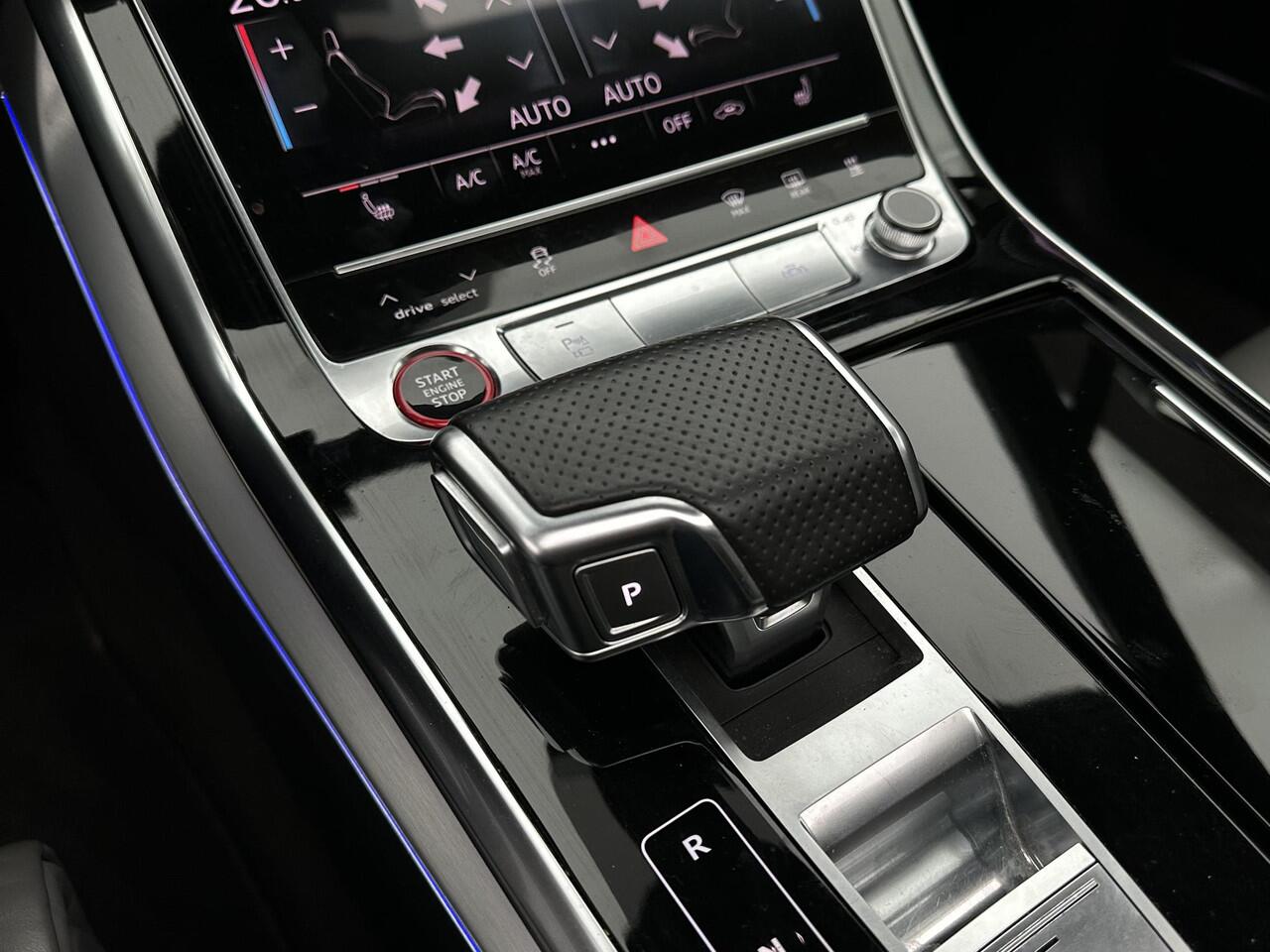 Audi SQ7 4.0 TDI SQ7 quattro 7p Head Panorama Bang&Olufsen Leer Dealer