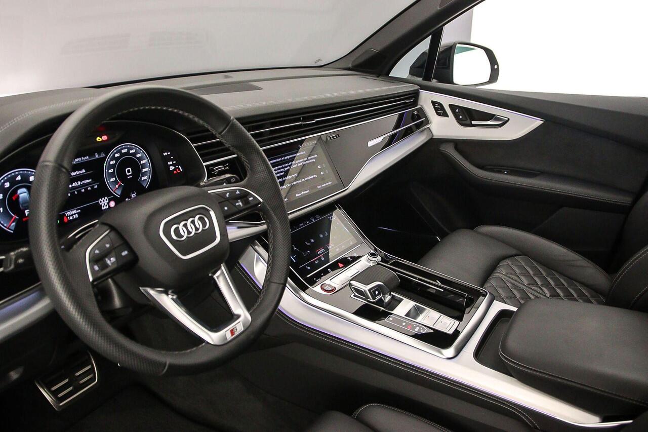 Audi SQ7 507pk 7p | Pano | B&O | Adv. Onderstel | Laser | 360Cam | Keyless | 22 inch | Leder | 4-wiel best. | 7 Persoons | Trekhaak |