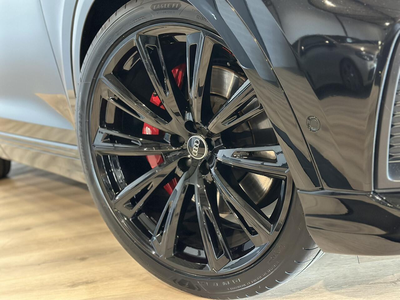 Audi SQ8 4.0 TFSI SQ8 quattro 507 PK Matrix LED | Panorama | Luchtvering | Softclose | 360 Camera | Trekhaak | Adaptive Cruise | B&O | Stoelkoeling | Isofix |