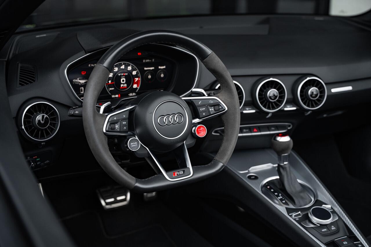 Audi TT RS 2.5 TFSI Roadster Quattro | Black Edition | B&O | Elektr. stoelen | Camera