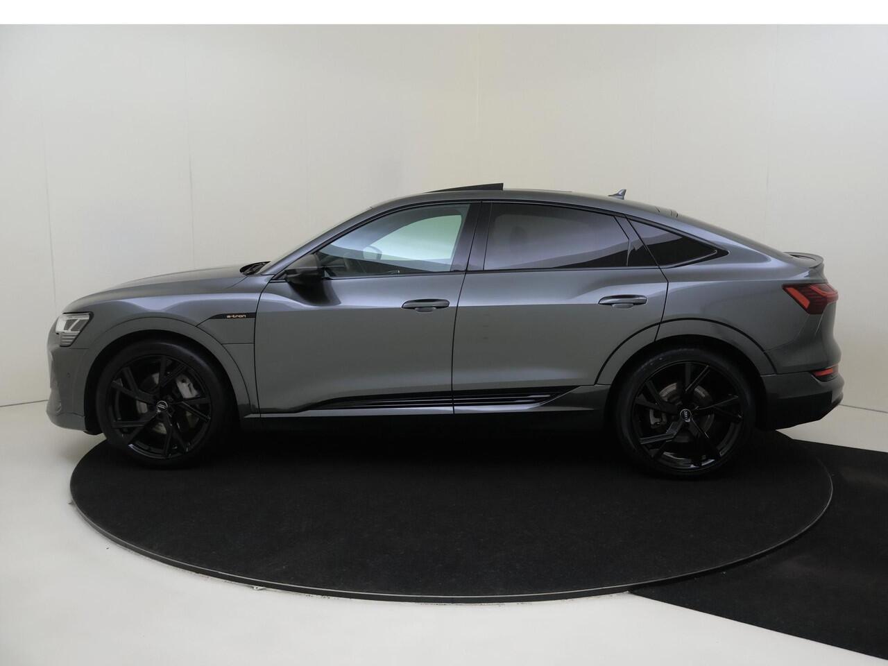 Audi e-tron Sportback 50 quattro S edition 71 kWh | Panoramadak | Luchtvering | 360 camera | Bang & Olufsen | LED matrix verlichting | Keyless | Stoelverwarming |