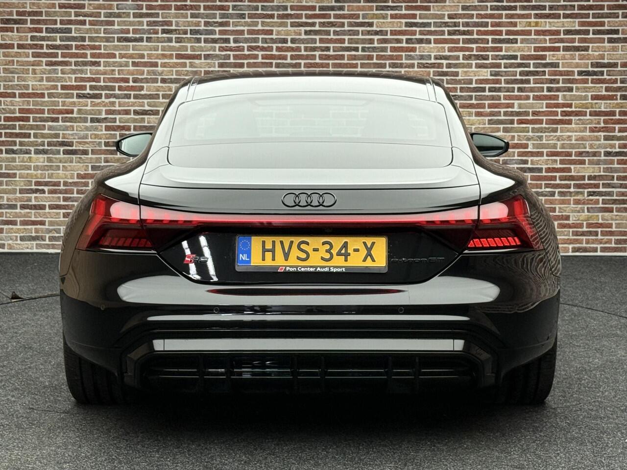 Audi e-tron GT RS 93 kWh DAK SFEER HEADUP CARPLAY LUCHTVERING
