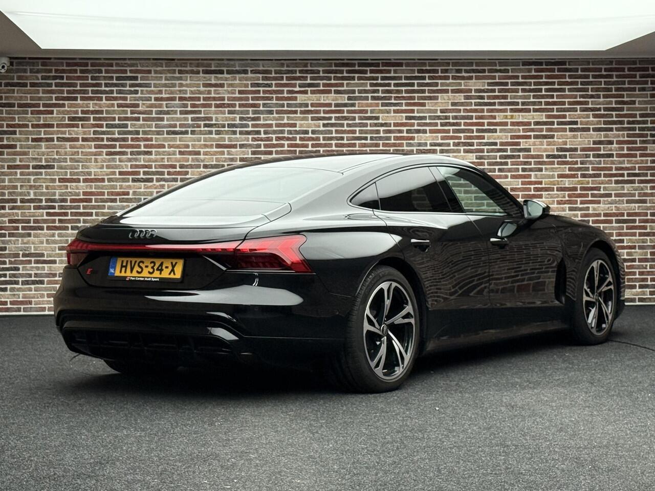 Audi e-tron GT RS 93 kWh DAK SFEER HEADUP CARPLAY LUCHTVERING