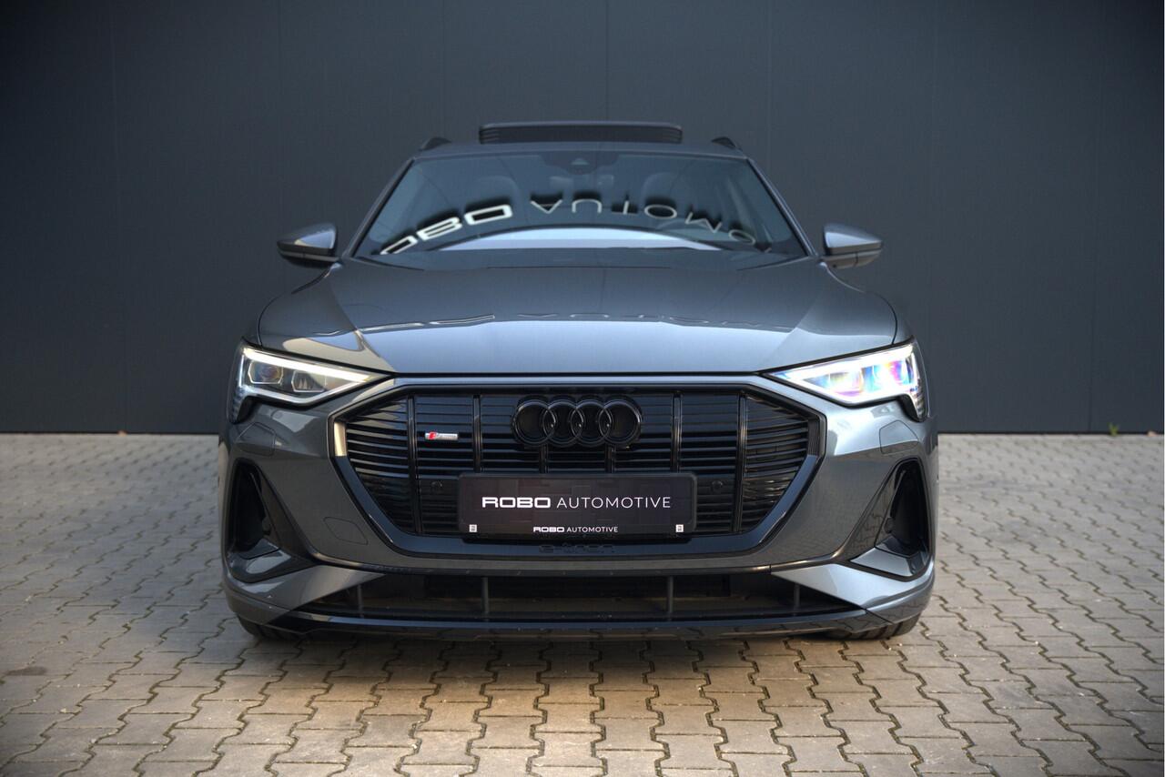 Audi e-tron 50 quattro S edition 71 kWh | S Line | Black Edition | Panoramadak | Memory Seats | Luchtvering | Adaptive Cruise Control | Keyless | Matrix LED | Leder | Stoelverwarming | NAP | BTW