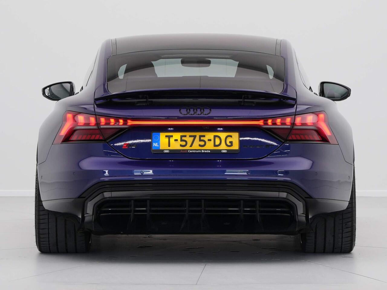 Audi e-tron GT RS 93 kWh 22" Vossen HUD 22kW 4wielbesturing Assistentiepakket plus