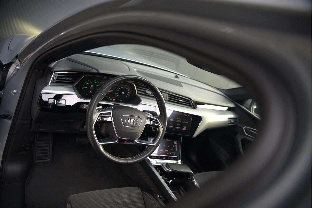 Audi e-tron Sportback 50 quattro S edition 71 kWh | S-Line | Black Edition | Panoramadak | Memory Seats | Luchtvering | Adaptive Cruise Control | Apple Carplay | Keyless | Matrix LED | Leder | Stoelverwarming | NAP |