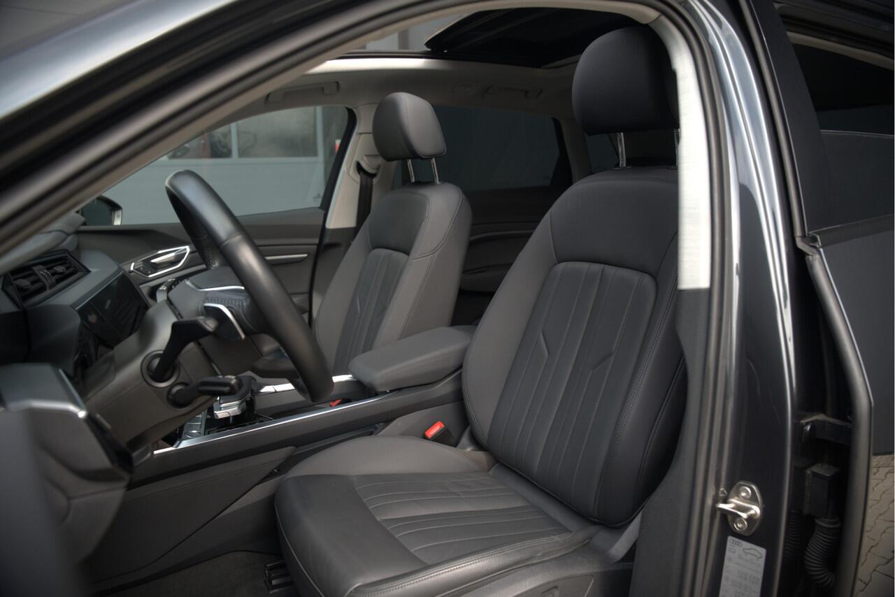 Audi e-tron 50 quattro Business edition Plus 71 kWh | Black Edition | Panoramadak | Camera | Memory Seats | Luchtvering | Adaptive Cruise Control | Keyless | Matrix LED | Leder | Stoelverwarming | NAP |