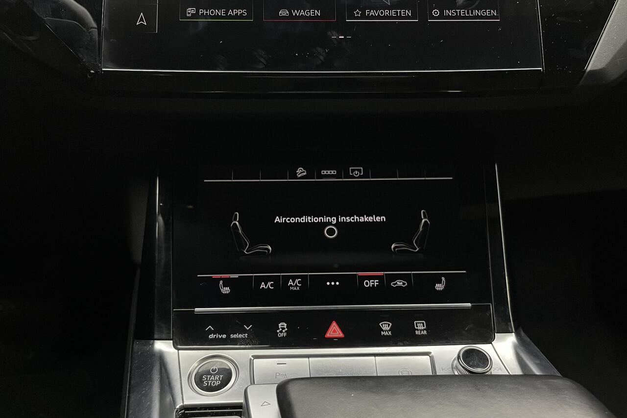 Audi e-tron 50 quattro Black edition | Blackpack | Panoramadak | 1e eigenaar |