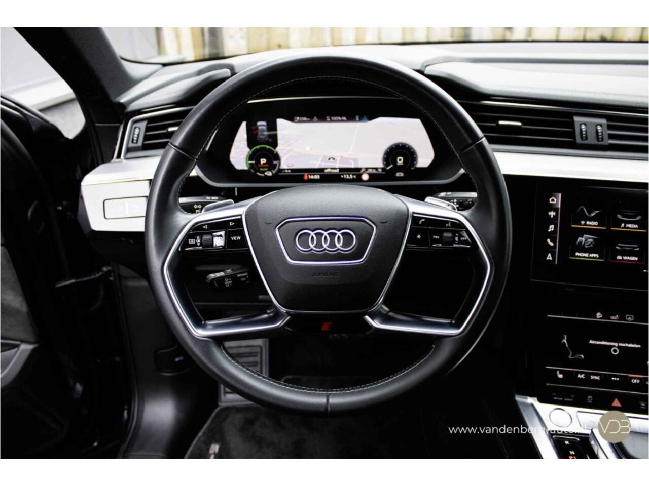 Audi e-tron 50 quattro 3x S-Line 22inch Panorama Origineel NL