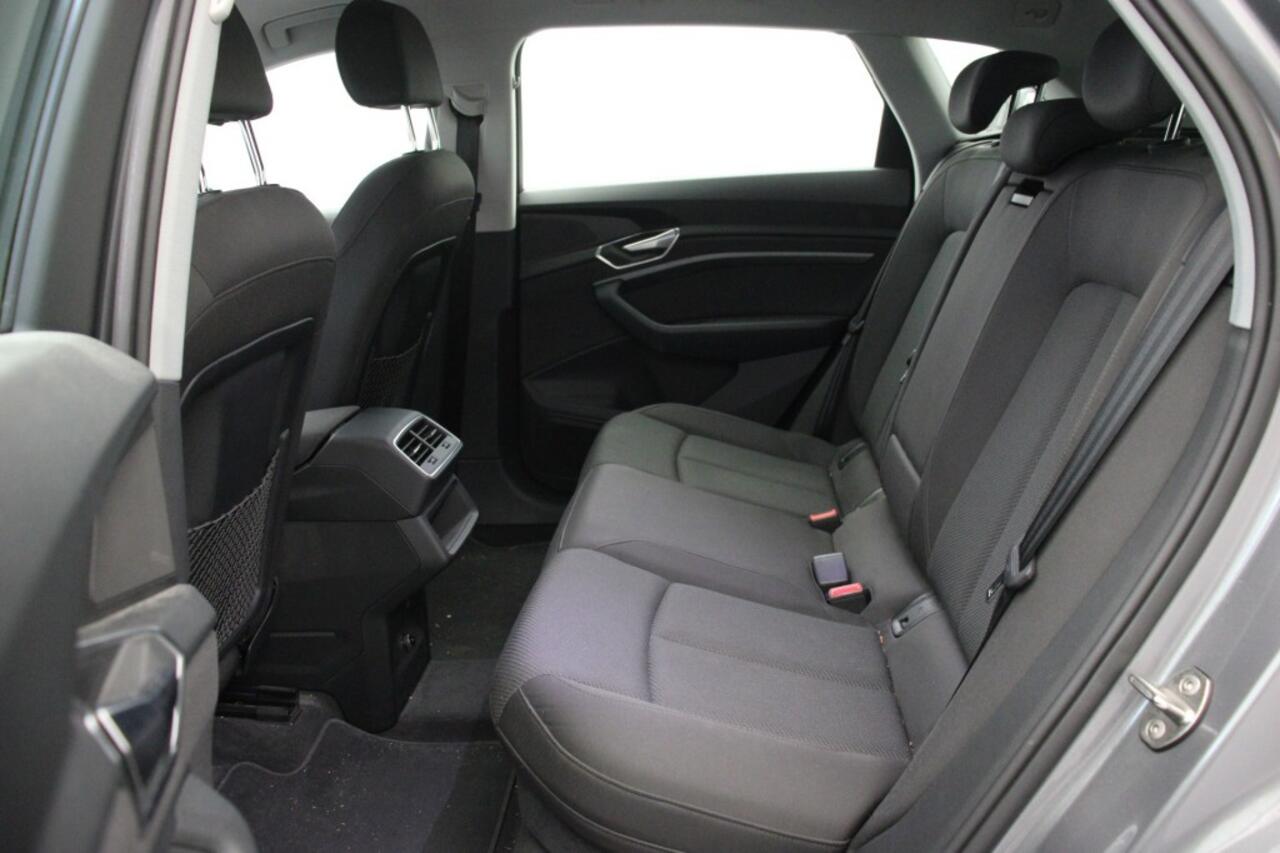 Audi e-tron 50 quattro Business edition 71 kWh - Carplay, Navi, Camera, Cruise, Clima, Momory SOH 88%