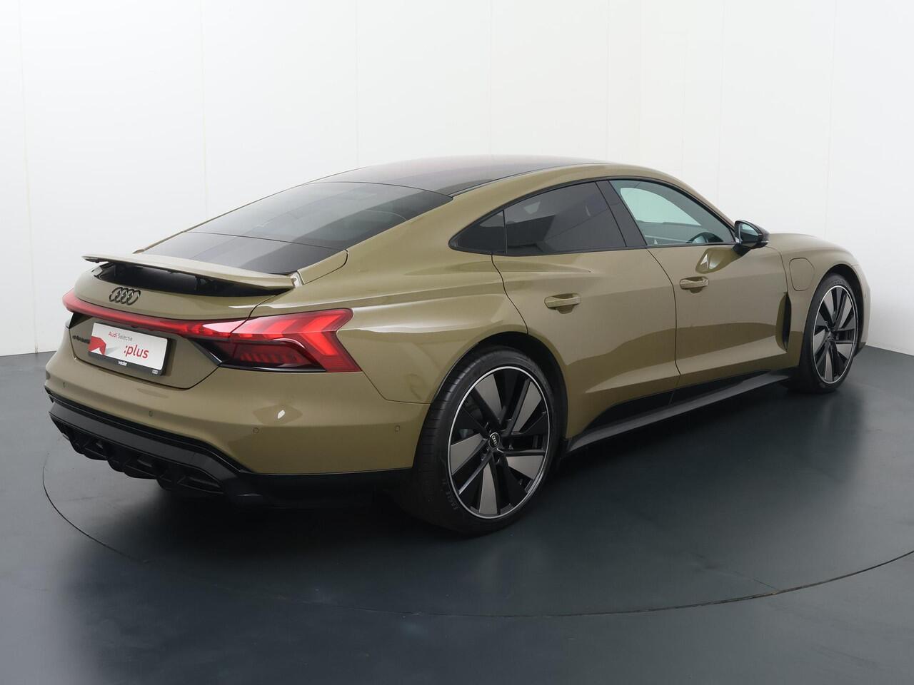 Audi e-tron GT 93 kWh | 476 PK | Gratis onderhoud t/m 27 okt. 2029 | Matrix LED | B & O Premium 3D Sound | 360 graden camera | Bestuurdersstoel met Memory | Stoelverwarming | ACC |