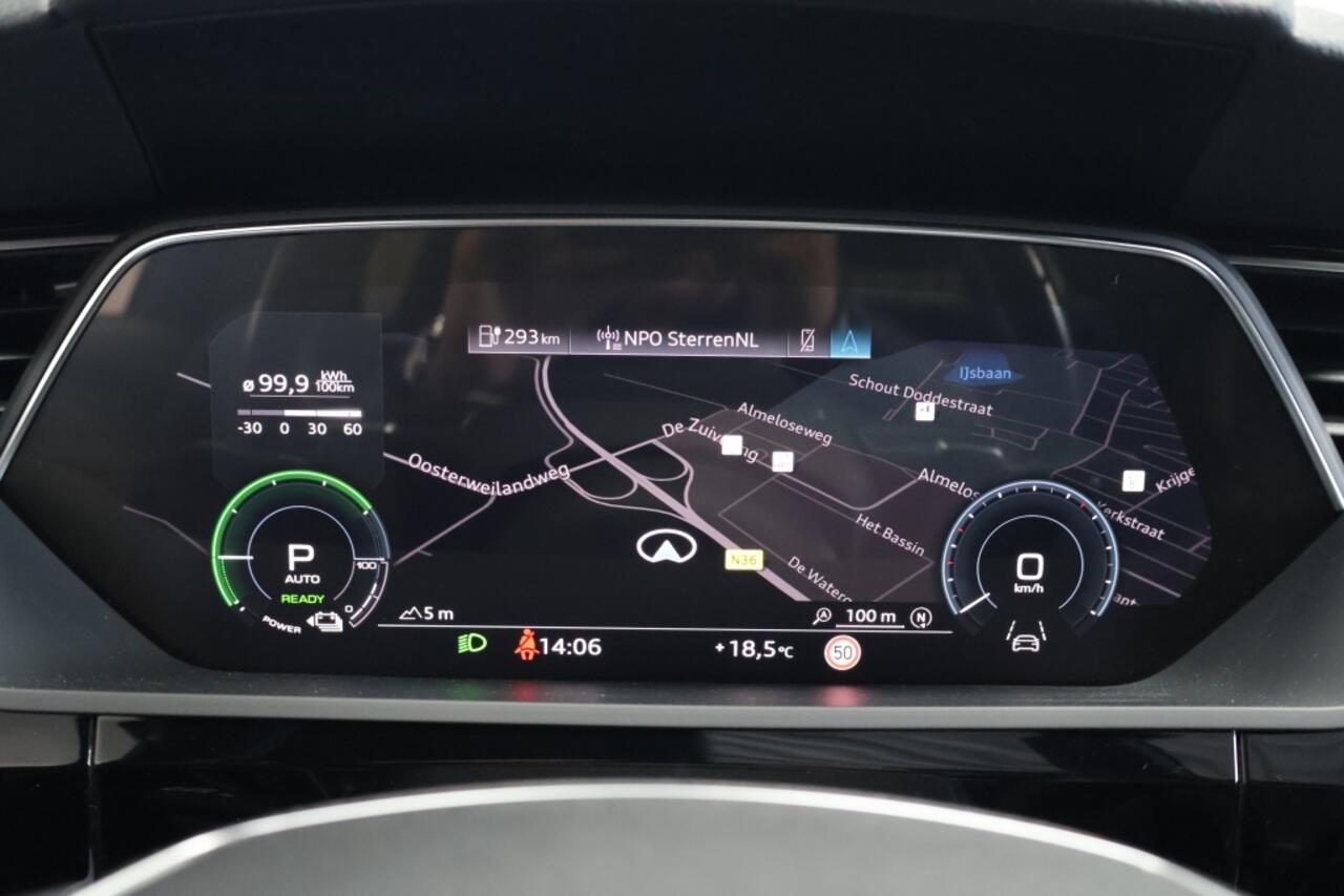 Audi e-tron 55 quattro S edition 95kWh 408PK | Panoramadak | Matrix | Camera