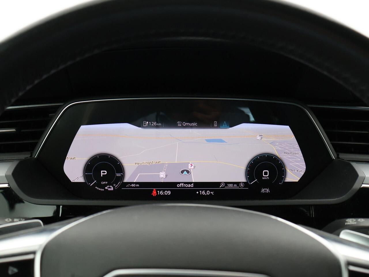 Audi e-tron 50 QUATTRO LAUCH EDITION ALL BLACK PACK + TREKHAAK | LUCHTVERING | CAMERA