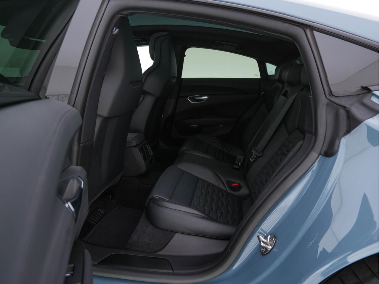 Audi e-tron GT 93 kWh AWD [ 3-Fase ] {SOH-91%} *PANO | LUXURY-LEATHER | BANG/OLUFSEN-AUDIO | HEAD-UP | ADAPT.CRUISE | BLINDSPOT | MATRIX-LED | AIR-SUSPENSION | SPORT-SEATS | SURROUND-VIEW | KEYLESS | DIGI-COCKPIT | NAVI-FULLMAP | 21"ALU*