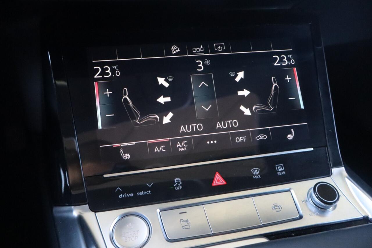 Audi e-tron 55 quattro | Geen import | Panoramadak | Adap cruise | Camera