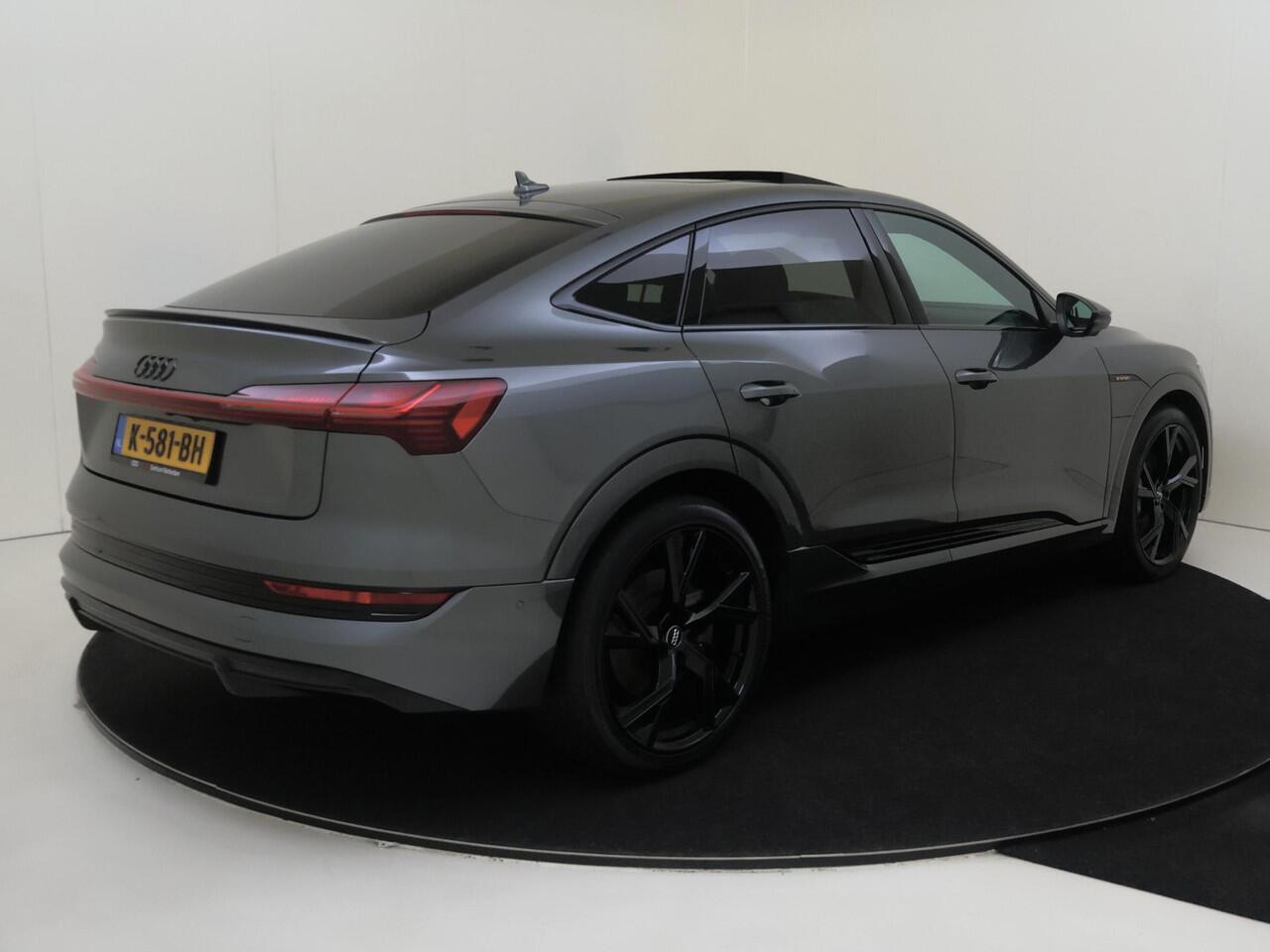 Audi e-tron Sportback 50 quattro S edition 71 kWh | Panoramadak | Luchtvering | 360 camera | Bang & Olufsen | LED matrix verlichting | Keyless | Stoelverwarming |