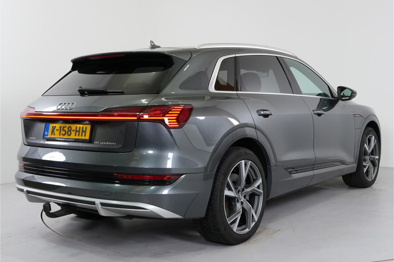 Audi e-tron 55 quattro S edition 95 kWh S-Line | Trekhaak | Pano | Leder | Trekhaak | Camera | Premium Audio |