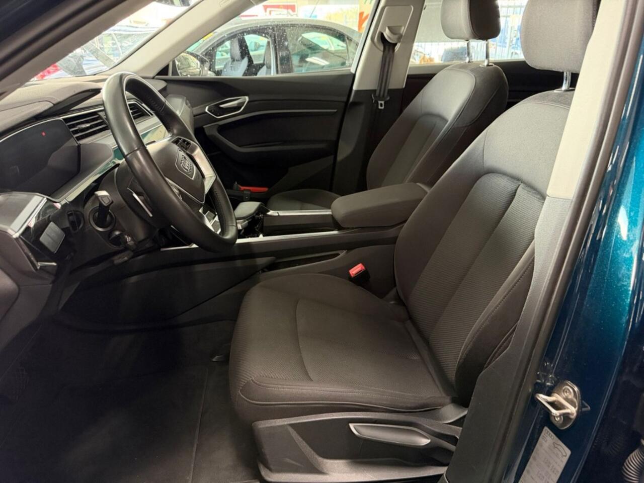 Audi e-tron 50 quattro edition 71 kWh - Carplay, Navi, Cruise, SOH 93%