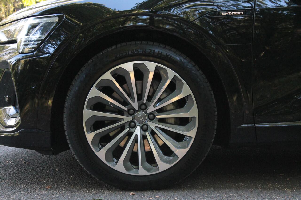 Audi e-tron 55 quattro S-line 95 kWh | Pano | Memory | Trekhaak