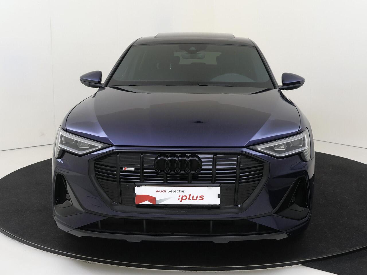 Audi e-tron Sportback 50 quattro S edition 71 kWh | SOH 100% | Panoramadak | Luchtvering | Stoelverwarming | Optiek zwart Plus | Achteruitrijcamera | LED matrix verlichting | Geheugenfunctie bestuurdersstoel |