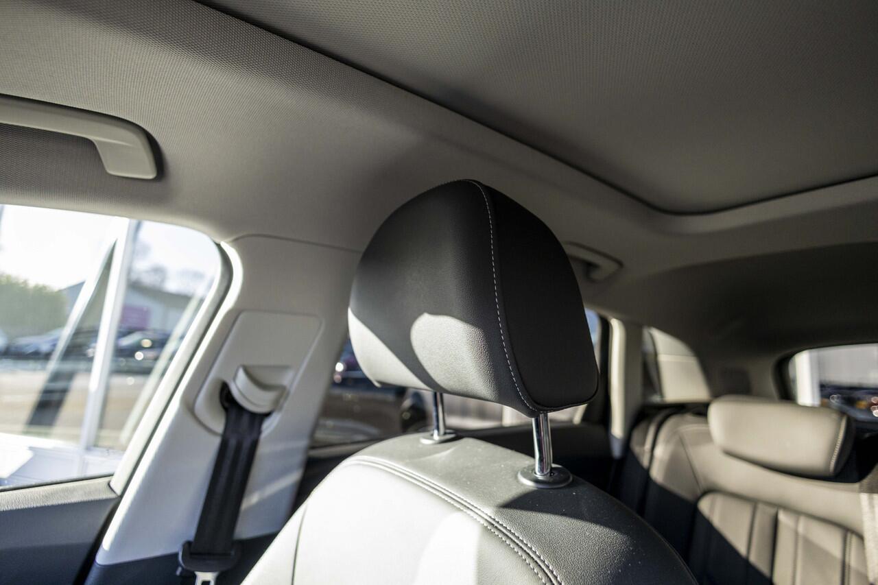 Audi e-tron 55 quattro Business edition Plus 95 kWh | Pano | NL Auto | B&O