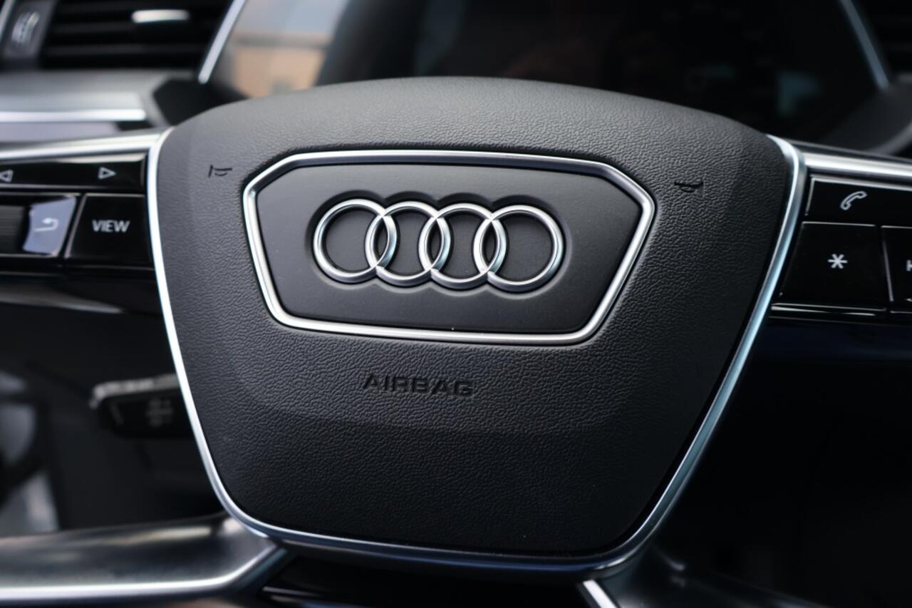 Audi e-tron 50 quattro edition | LED | Navigatie | Camera | ACC