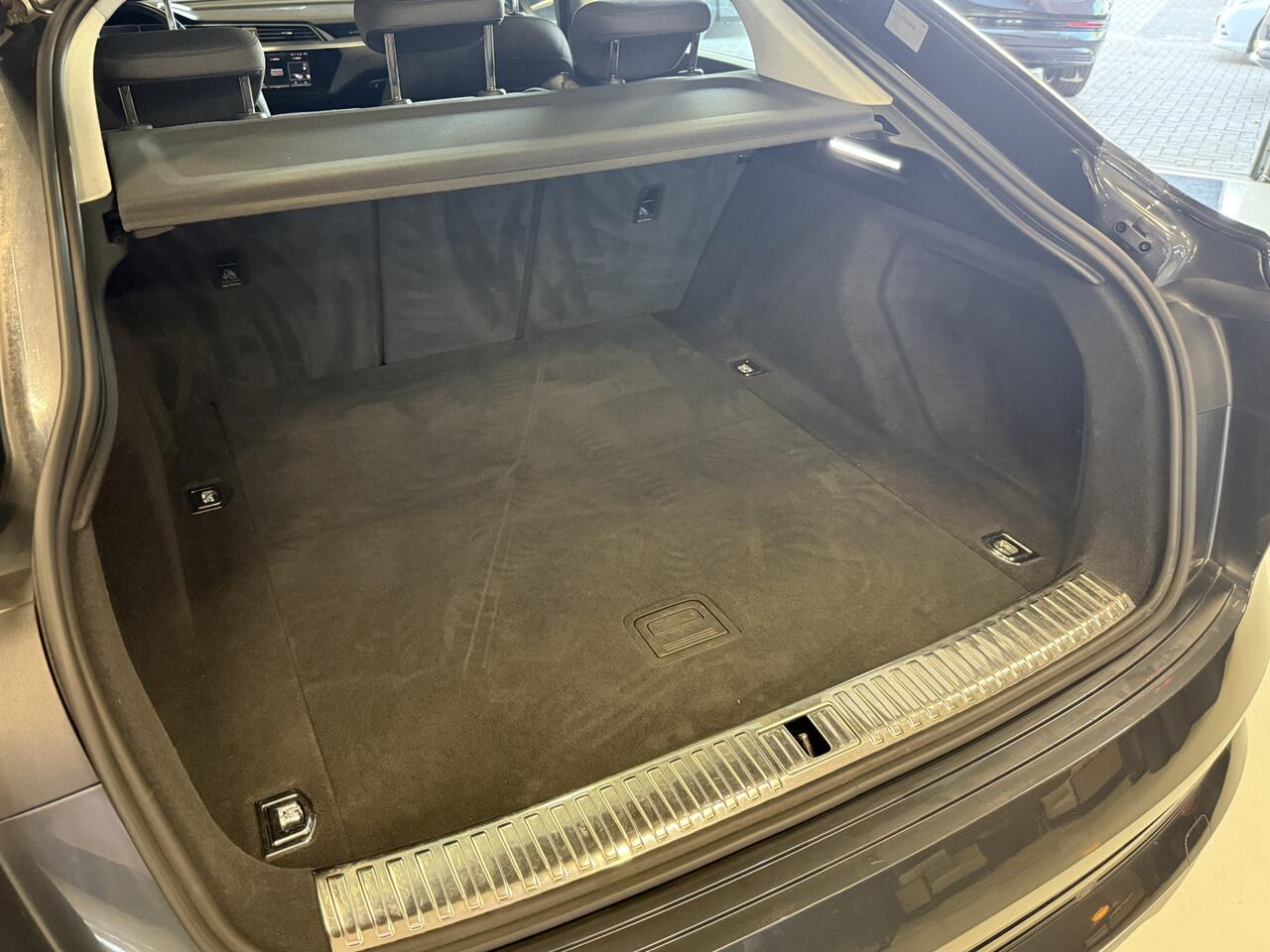 Audi e-tron Sportback 55 quattro Business edition 95 kWh | SOH 90% | Navigatie | Memory stoelen | 20'' Inch