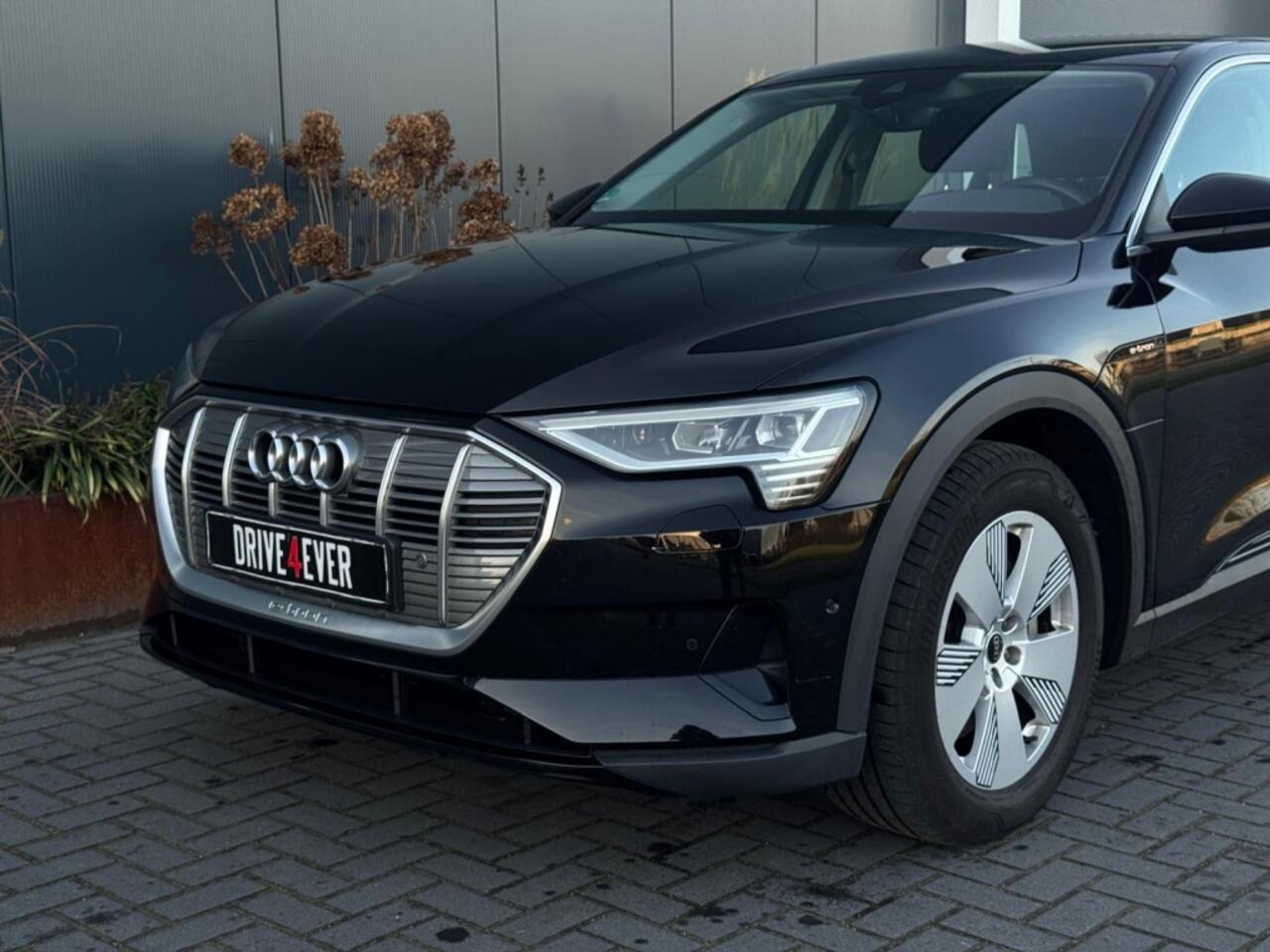 Audi e-tron 50 quattro Bns edit. NAVI PDC ELEK PAKKET VIRTUAL CR CONTROL