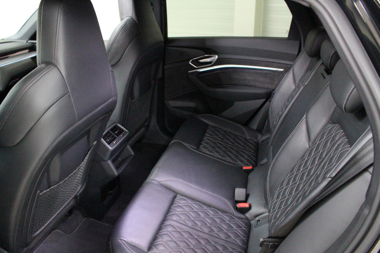 Audi e-tron Sportback 55 quattro 408 PK S-Line 95 kWh Panoramadak | Trekhaak | Leder | El. stoelverstelling | B&O Audio | 92% SoH