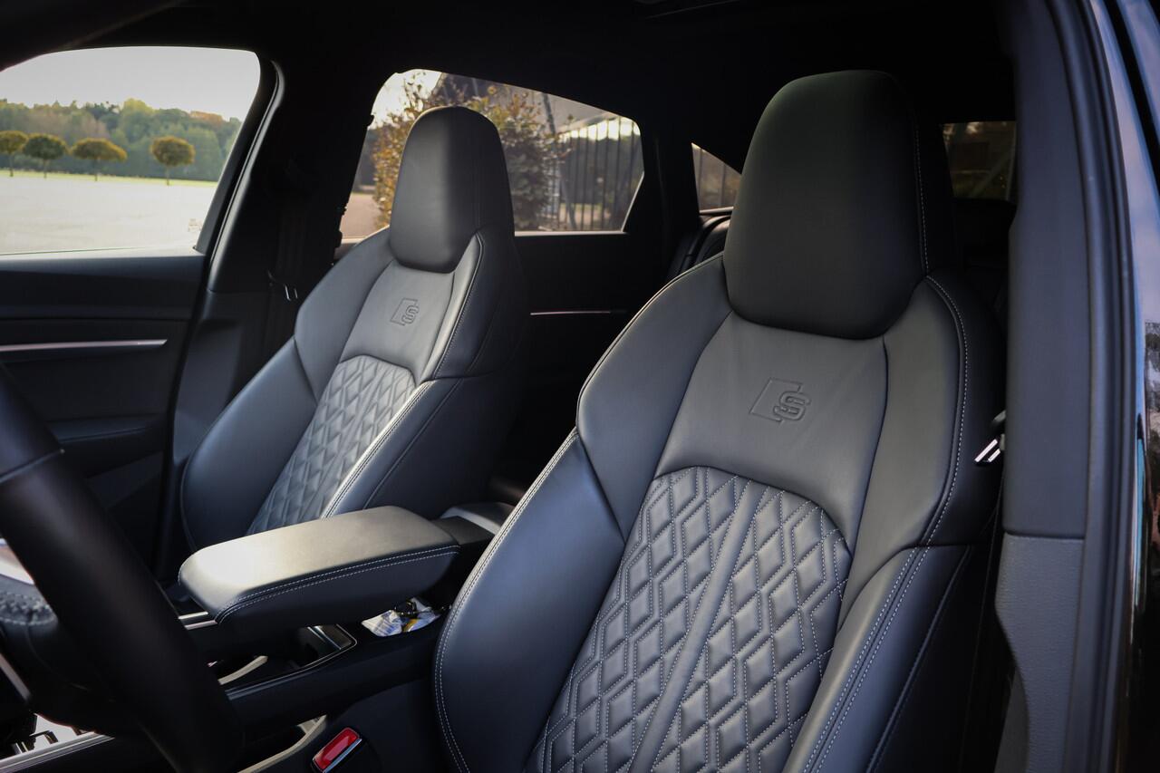 Audi e-tron Sportback 55 quattro 95 kWh | NETTO BIJTELLING SLECHTS ¤ 472,- | RS-STOELEN | ADAPTIVE CRUISE | 22" | B&O SURROUND | PANORAMADAK | VIRTUAL MIRRORS | STUURWIELVERWARMING | TREKHAAK| HEAD-UP DISPLAY | STOELVERWARMING V+A | LUCHTVERING | CARPLAY | DUBBE GLAS