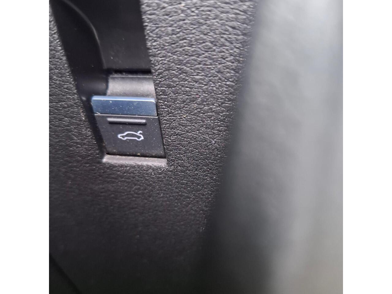 Audi e-tron Sportback 55 quattro S edition 95 kWh Black edition