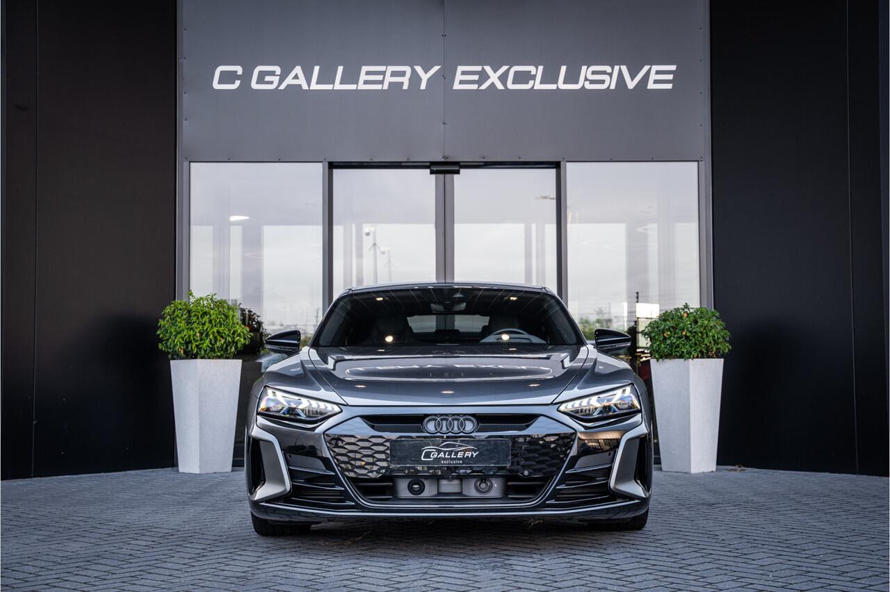 Audi e-tron GT RS 93 kWh - Panorama | Luchtv. | Carbon | Massage | Stoelkoeling |