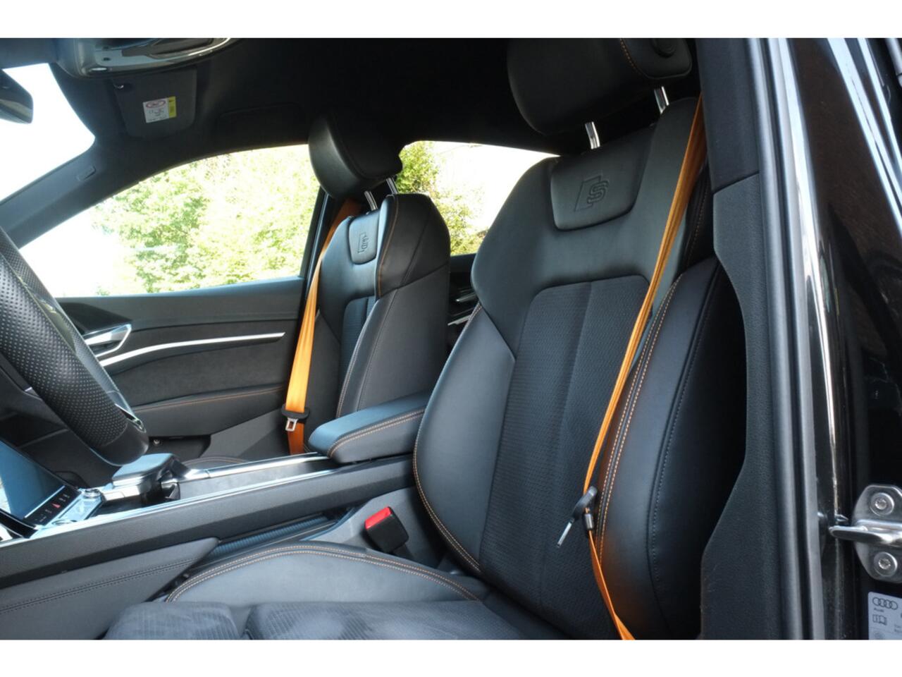 Audi e-tron Sportback 55 quattro S-LINE 95 kWh 360° Camera, Head-up, El stoelen, Leder
