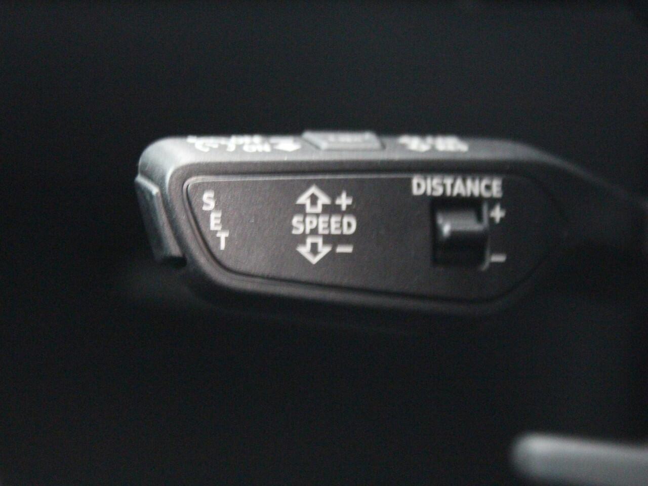 Audi e-tron 55 quattro Advanced edition Plus 95 kWh | 93% SoH | Panoramadak | Camera | Leder |*