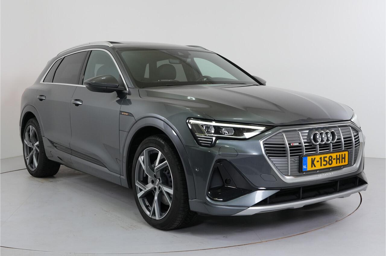 Audi e-tron 55 quattro S edition 95 kWh S-Line | Trekhaak | Pano | Leder | Trekhaak | Camera | Premium Audio |