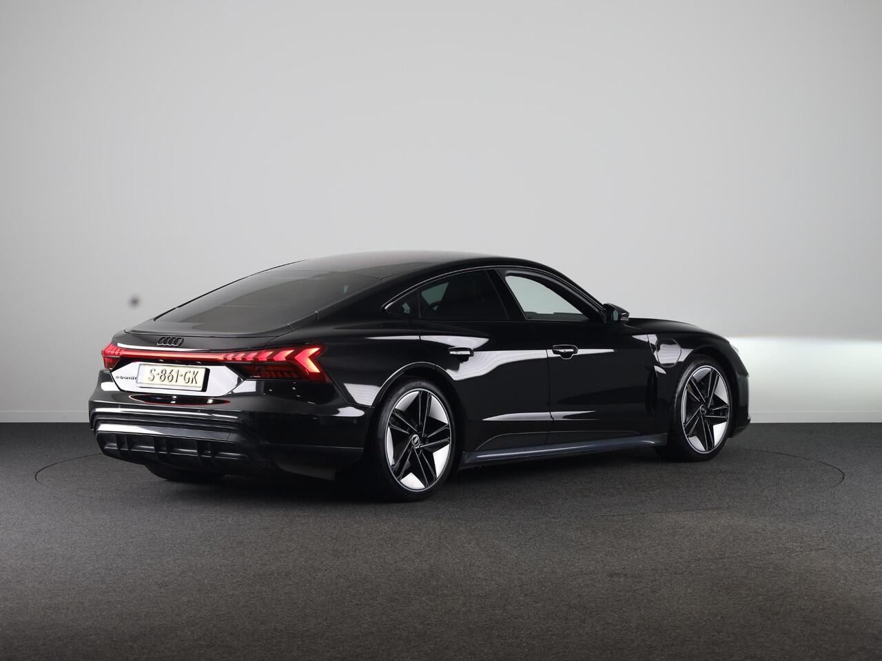 Audi e-tron GT 93 kWh 476pk | Panoramadak | Adaptieve cruise controle | Verwarmbare voorstoelen| 20 inch lichtmetalen velgen