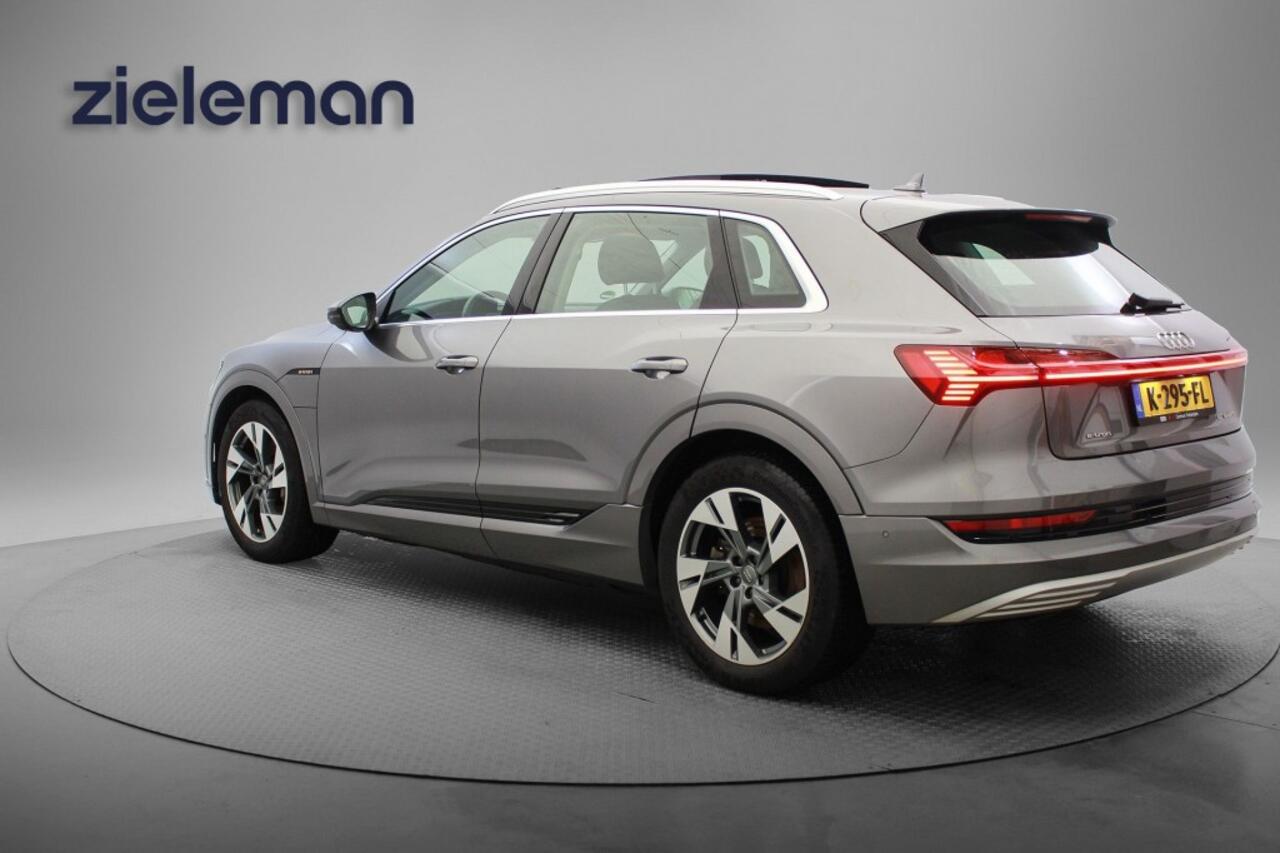 Audi e-tron 50 quattro Launch edition plus 71 kWh - Panorama, Carplay, Memory, Leer, Navi, Camera, Stoelverw. SOH 87%
