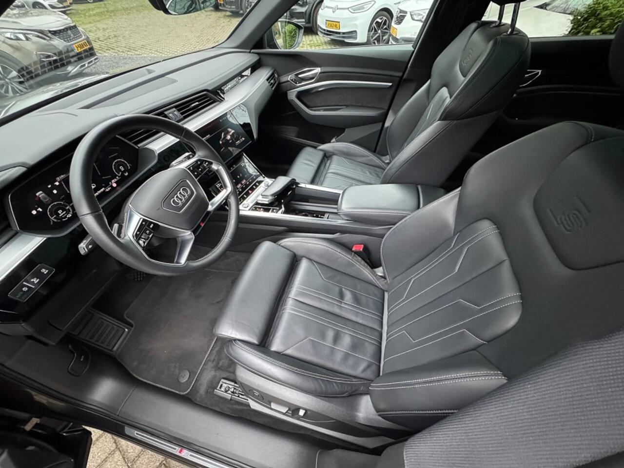 Audi e-tron 55 quattro S-line 95 kWh|PANO|LEER|BLACK|