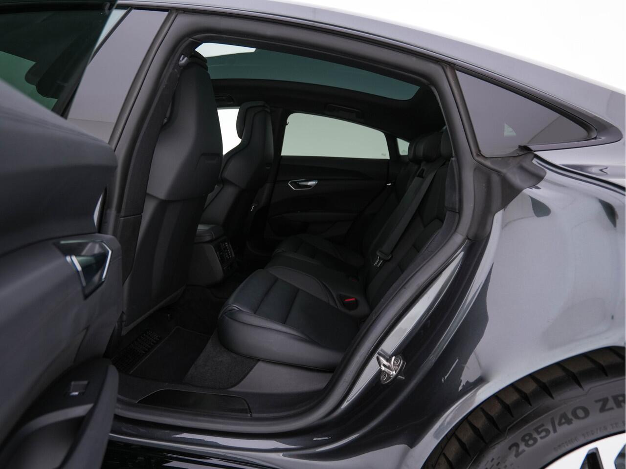 Audi e-tron GT 93 kWh Quattro [ 3-Fase ] {SOH-93%} (INCL-BTW) *PANO | FULL-LED | LUXURY-LEATHER | AUDI-SOUNDSYSTEM | DIGI-COCKPIT | NAVI-FULLMAP | HEATED-SPORTSEATS | TOP-VIEW | DAB | KEYLESS | LANE-ASSIST | SHIFT-PADDLES | PRIVACY-GLASS | 20