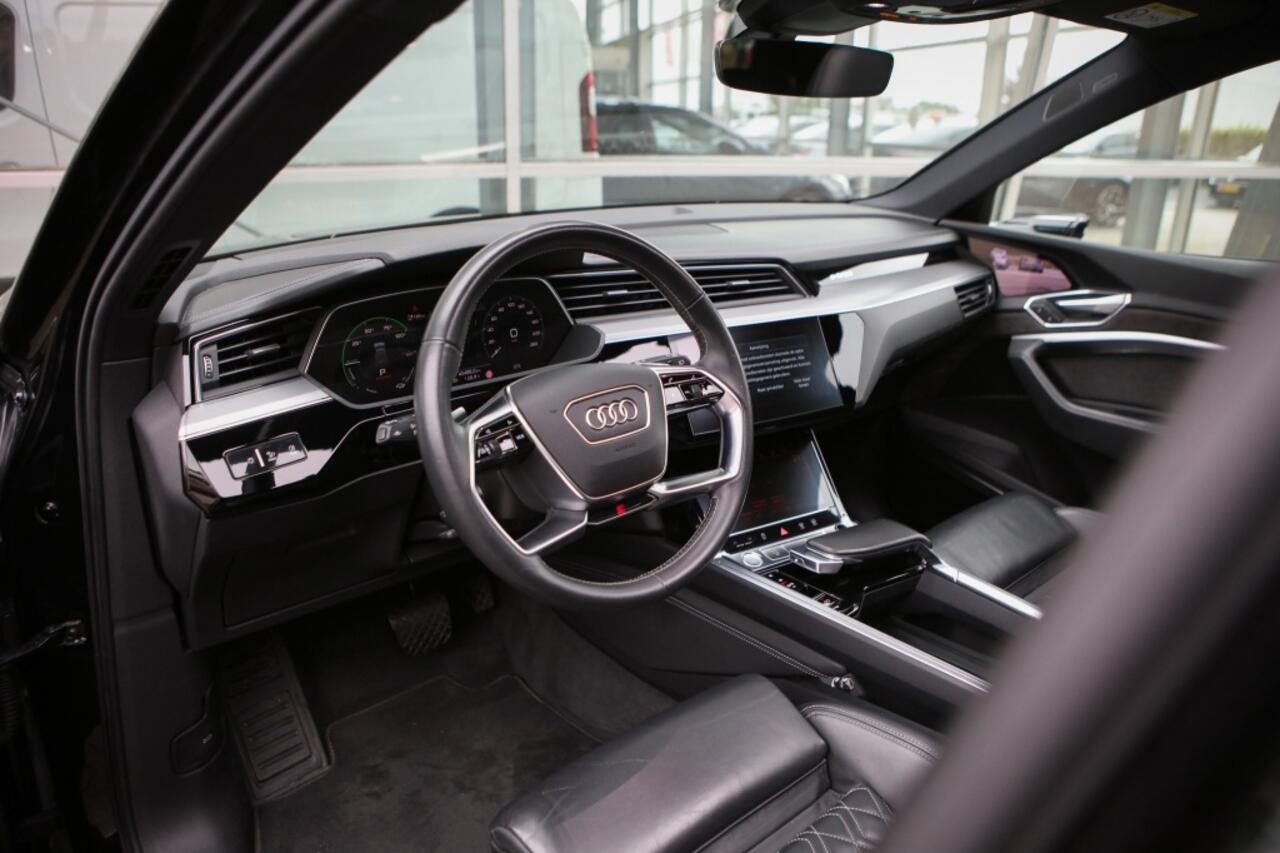 Audi e-tron e-tron 55 | Pano | B&O | Schaalstoelen |