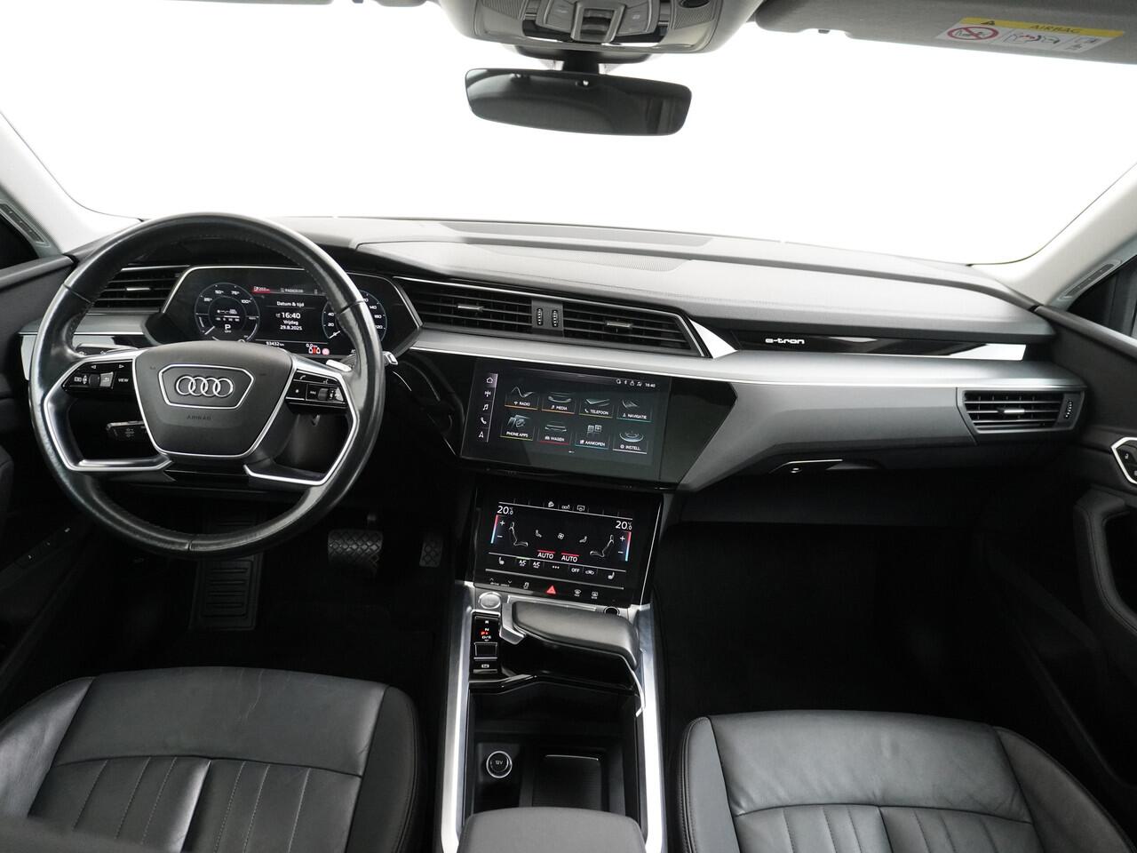 Audi e-tron 50 Quattro Leer Panodak Adap.Cruise Android Auto Wireless Apple Carplay Navi Ecc Luchtvering 71kWh Launch Edition Plus Memory Stoelverwarming Led Elek.Achterklep Keyless SOH=91% 1e Eigenaar Origineel Nederlandse Auto