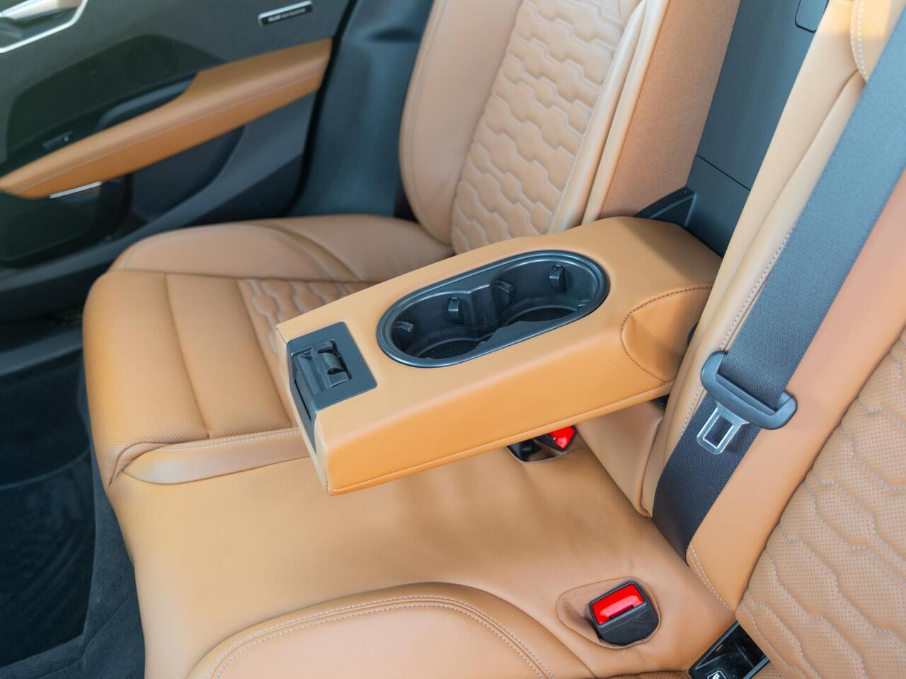 Audi e-tron GT RS 93 kWh 598pk | Volleder Exclusive | 21"| Panodak | Stoelkoeling en Verw | Etc..