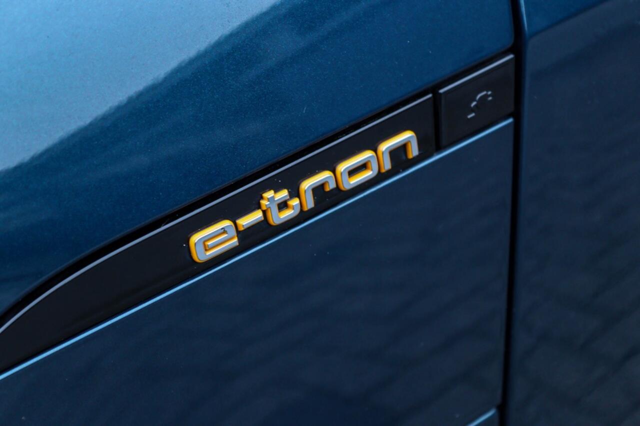 Audi e-tron Sportback 55 quattro 95kWh 408pk advanced Pano l Leder l Trekhaak l VOL OP