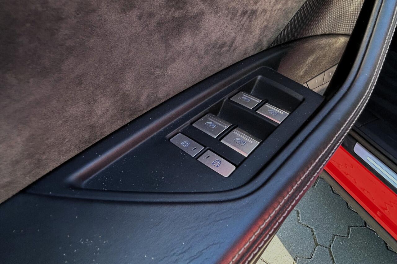 Audi e-tron Sportback 55 quattro S-Line 95 kWh RS stoelen PANO B&O 23" 54790KM!